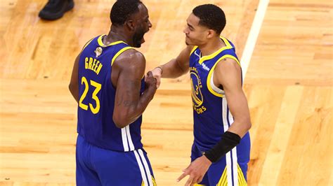 Video of Draymond Green Punching Jordan Poole at Practice。